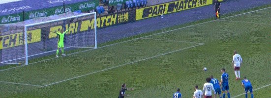 1614516982737064897.gif 6452.gif